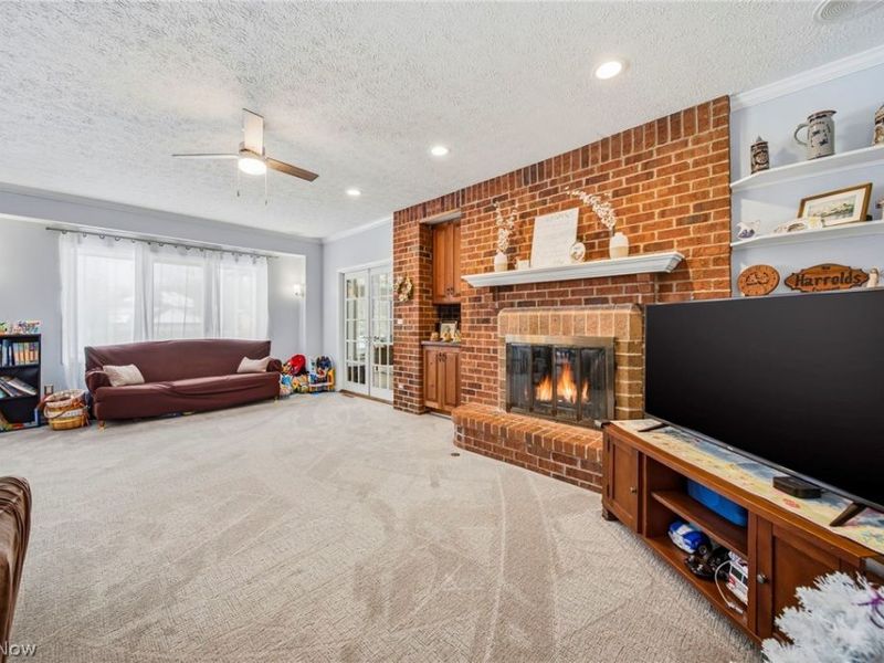 424 Locklie Drive, Highland Heights, OH 44143 Photo 15