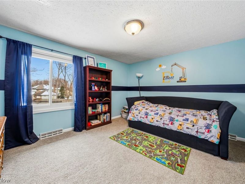 424 Locklie Drive, Highland Heights, OH 44143 Photo 23