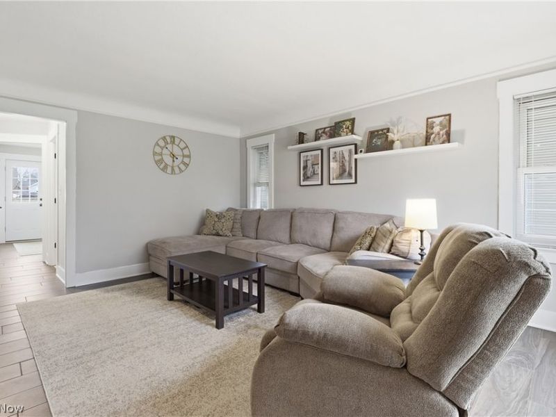 5710 Alber Avenue, Parma, OH 44129 Photo 8