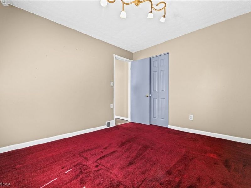 169 Hillman Road, Akron, OH 44312 Photo 13