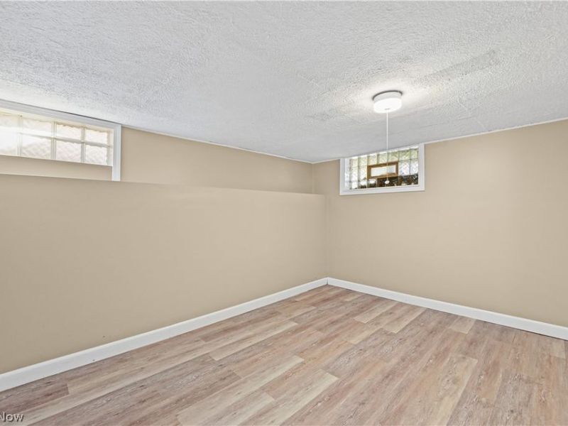 169 Hillman Road, Akron, OH 44312 Photo 32