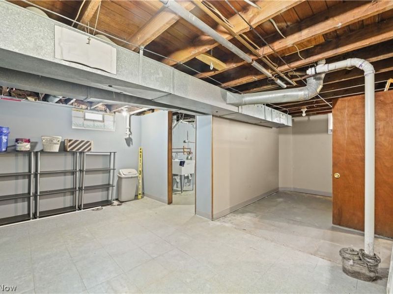 169 Hillman Road, Akron, OH 44312 Photo 35