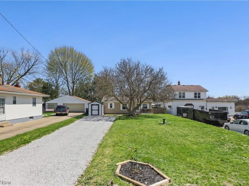 169 Hillman Road, Akron, OH 44312 Photo 5