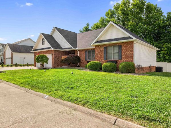 235 Winesap Way, Ona, WV 25545