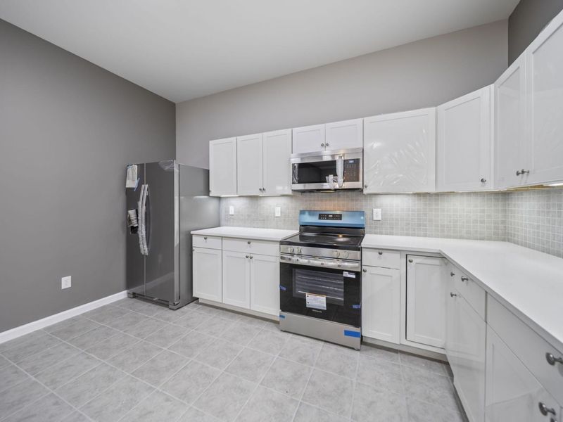 2830 Minerva Avenue, Columbus, OH 43231 Photo 28