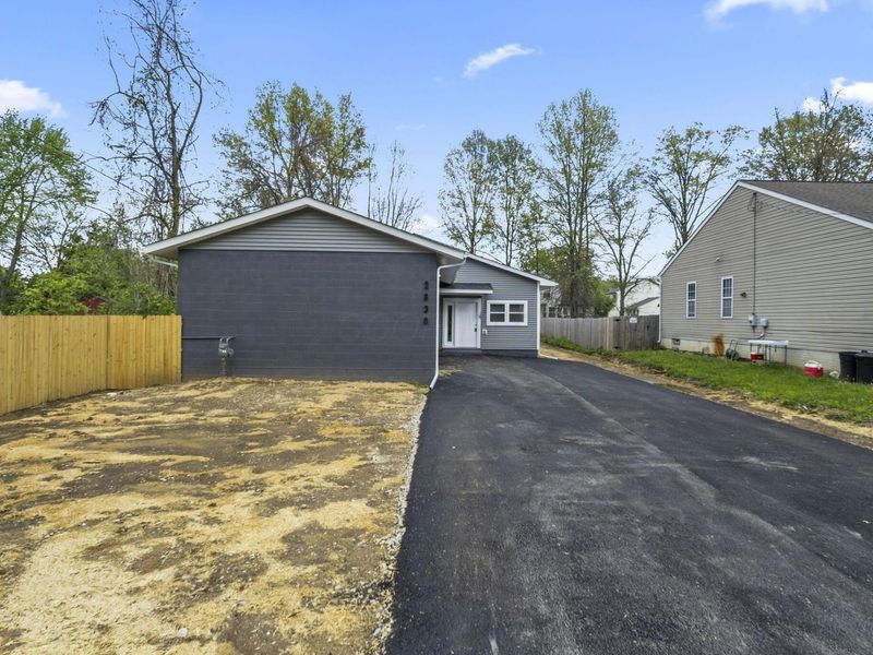 2830 Minerva Avenue, Columbus, OH 43231 Photo 7