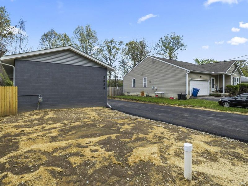 2830 Minerva Avenue, Columbus, OH 43231 Photo 8