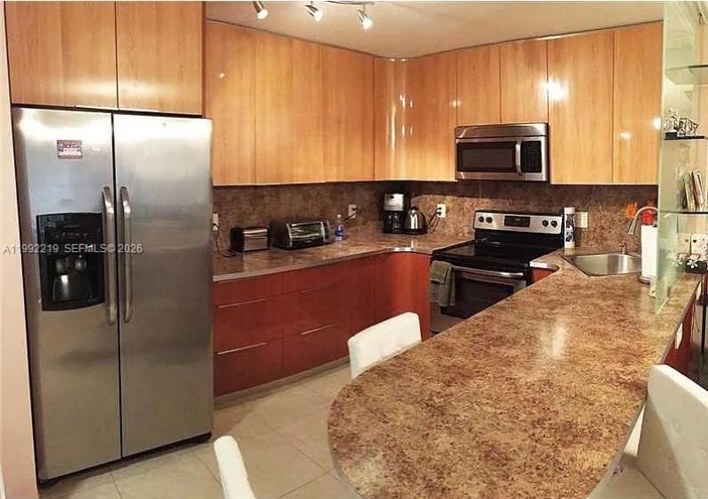 1865 S Ocean Dr, Unit 2B, Hallandale Beach, FL 33009 Photo