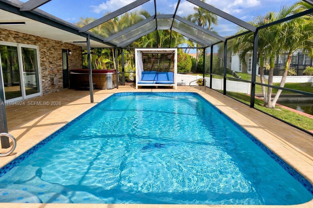 808 SW 52nd St, Cape Coral, FL 33914 Photo