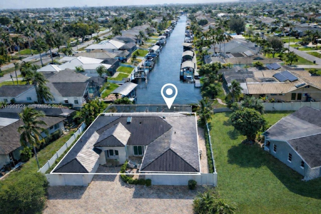 808 SW 52nd St, Cape Coral, FL 33914 Photo