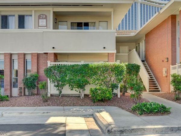2831 Geary Place , Unit 2920, Las Vegas, NV 89109
