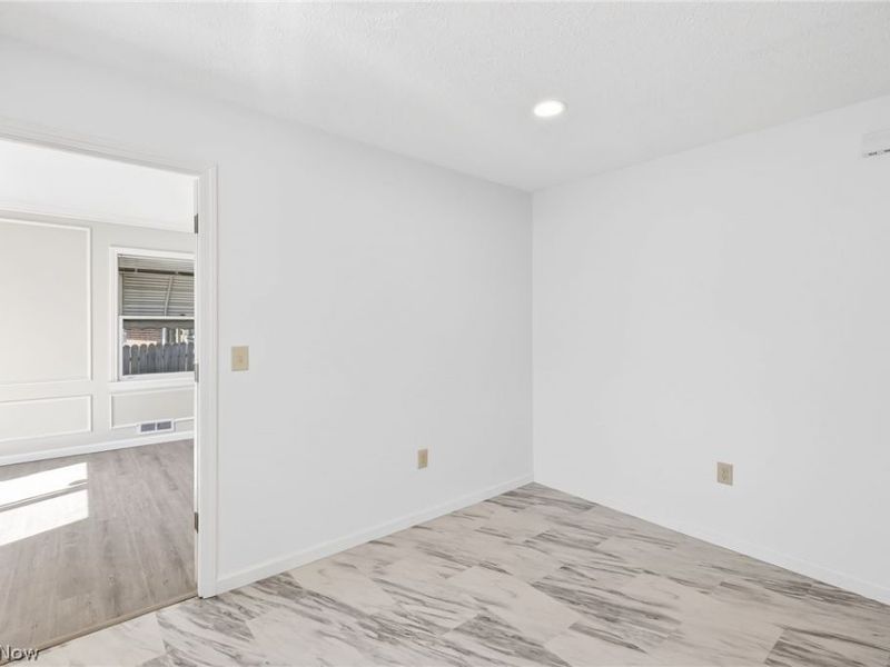 25191 Butternut Ridge Road, North Olmsted, OH 44070 Photo 12