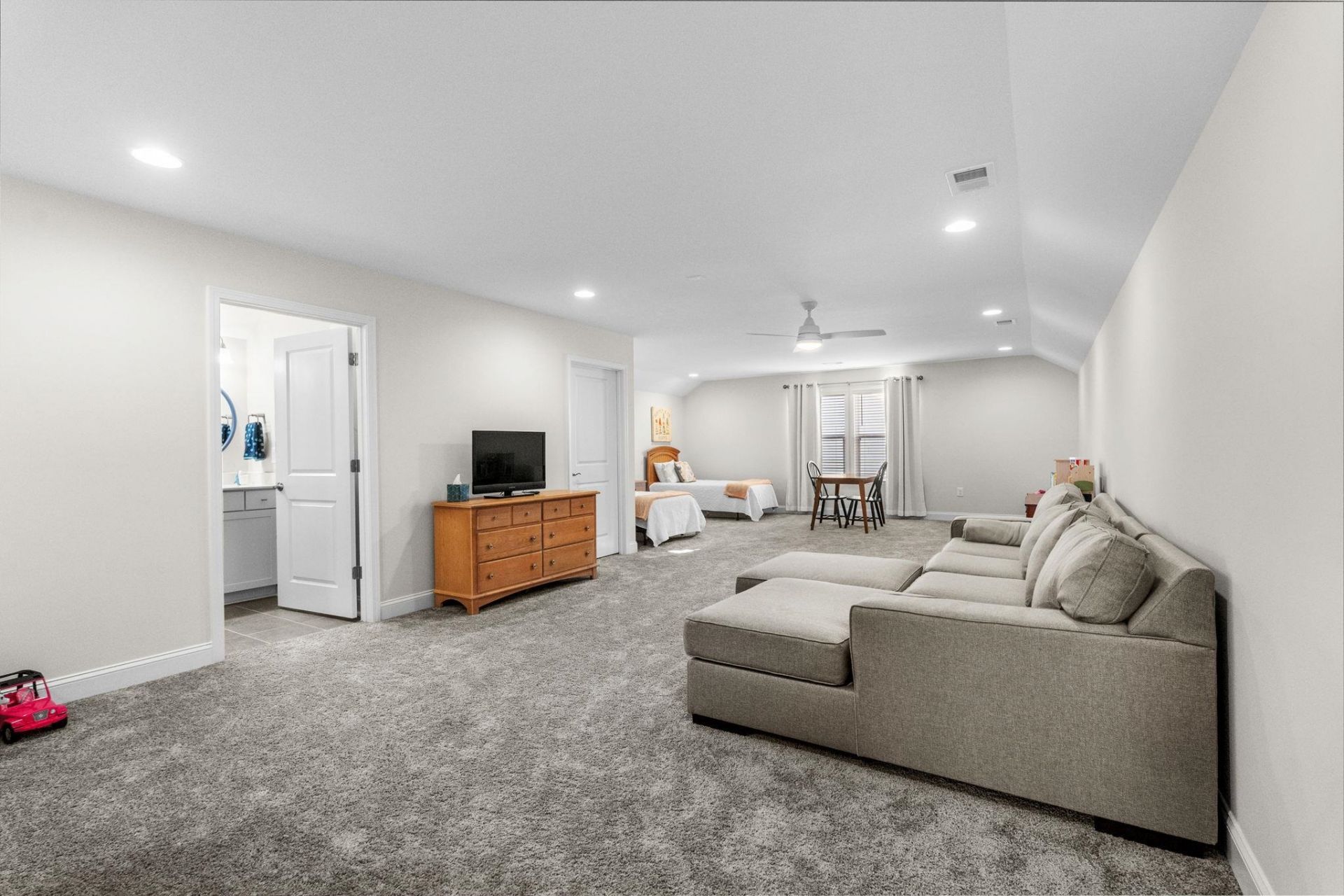 7392 Sarteano Dr. Photo 36