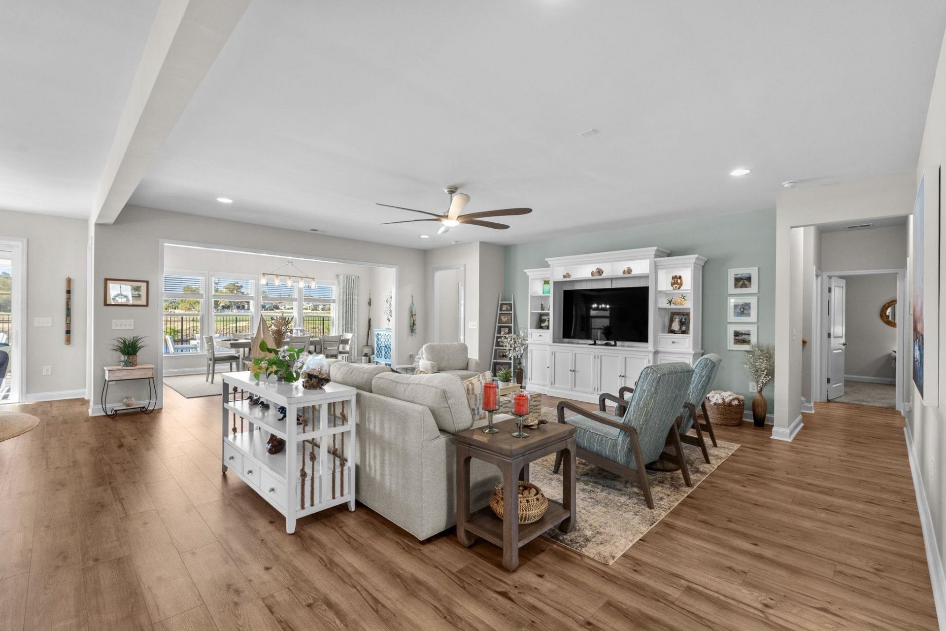 7392 Sarteano Dr. Photo 8