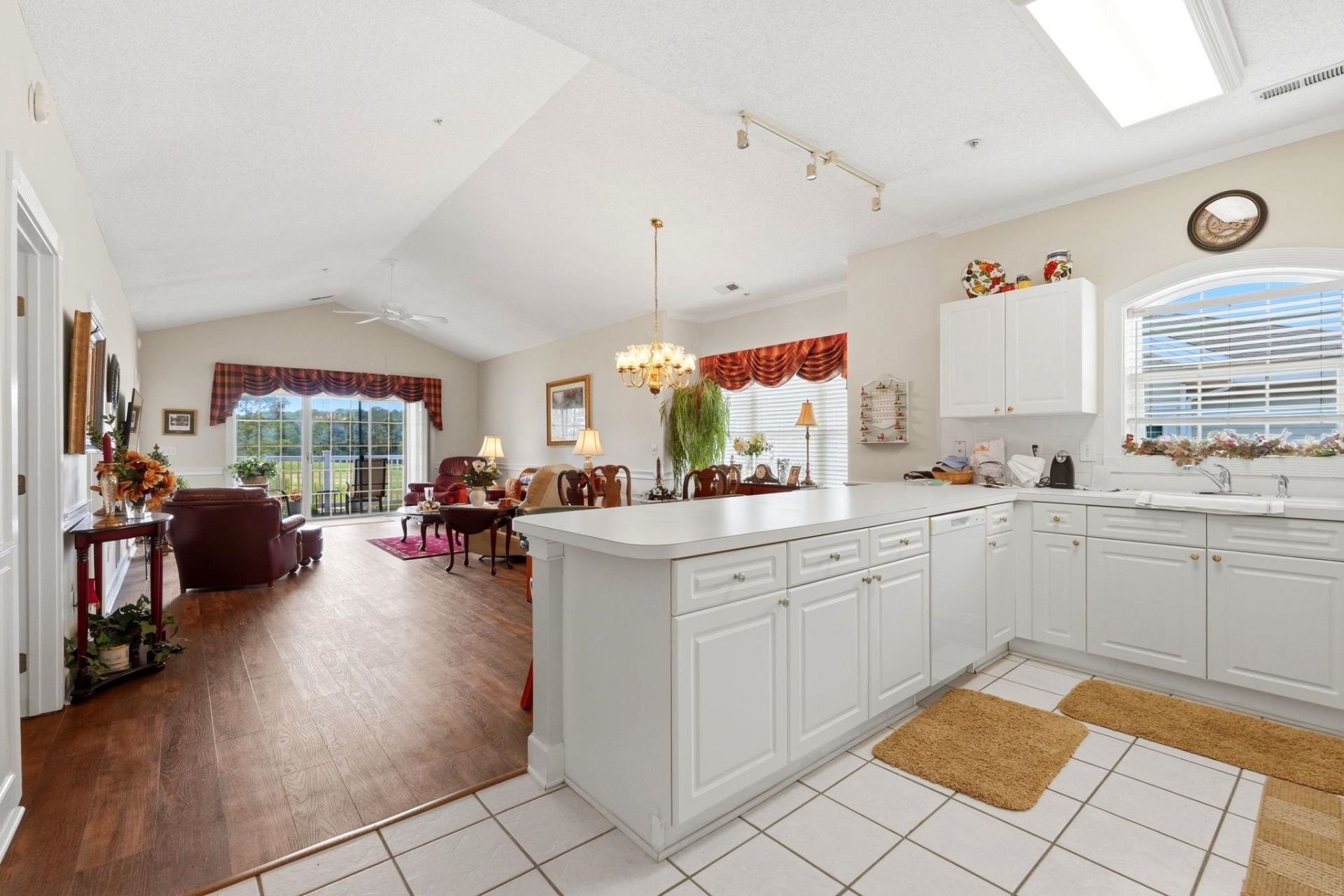 4877 Dahlia Ct. Photo 7