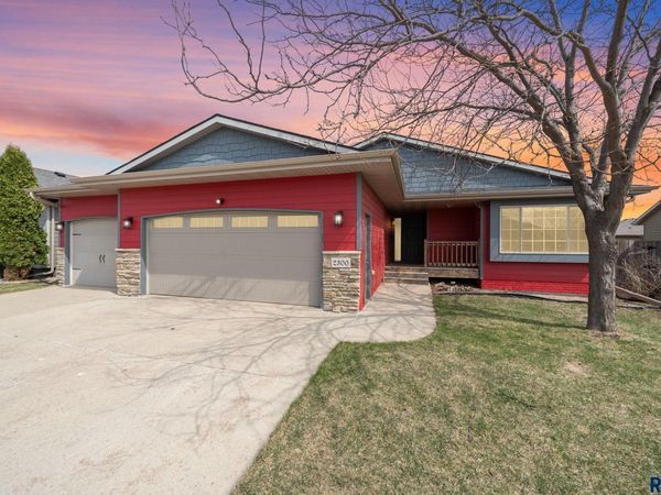 2300 June Ave, Sioux Falls, SD 57106