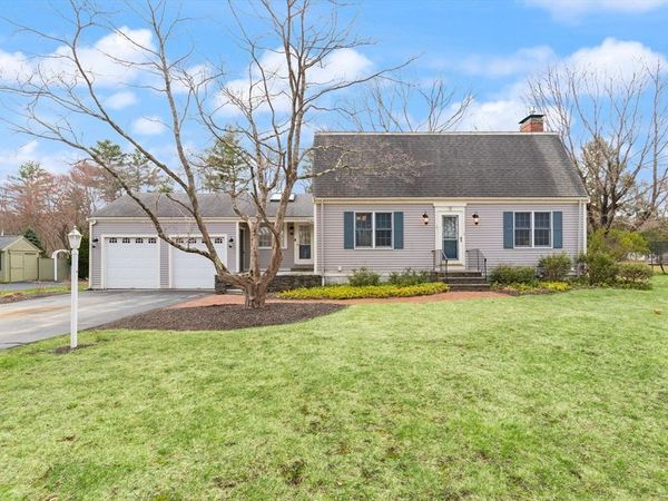 9 Meadowview, Topsfield, MA 01983