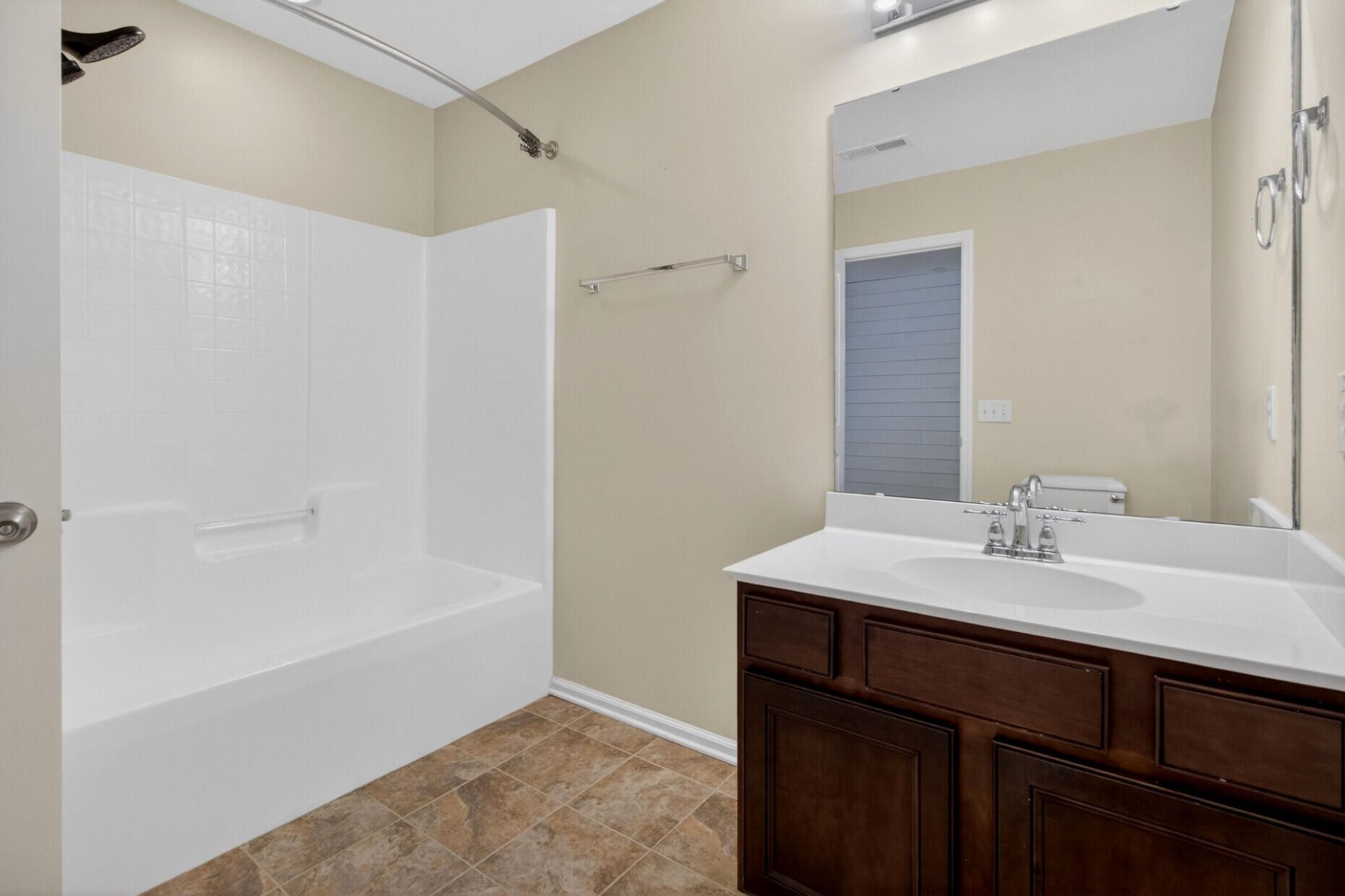 1244 Segar Street Photo 32