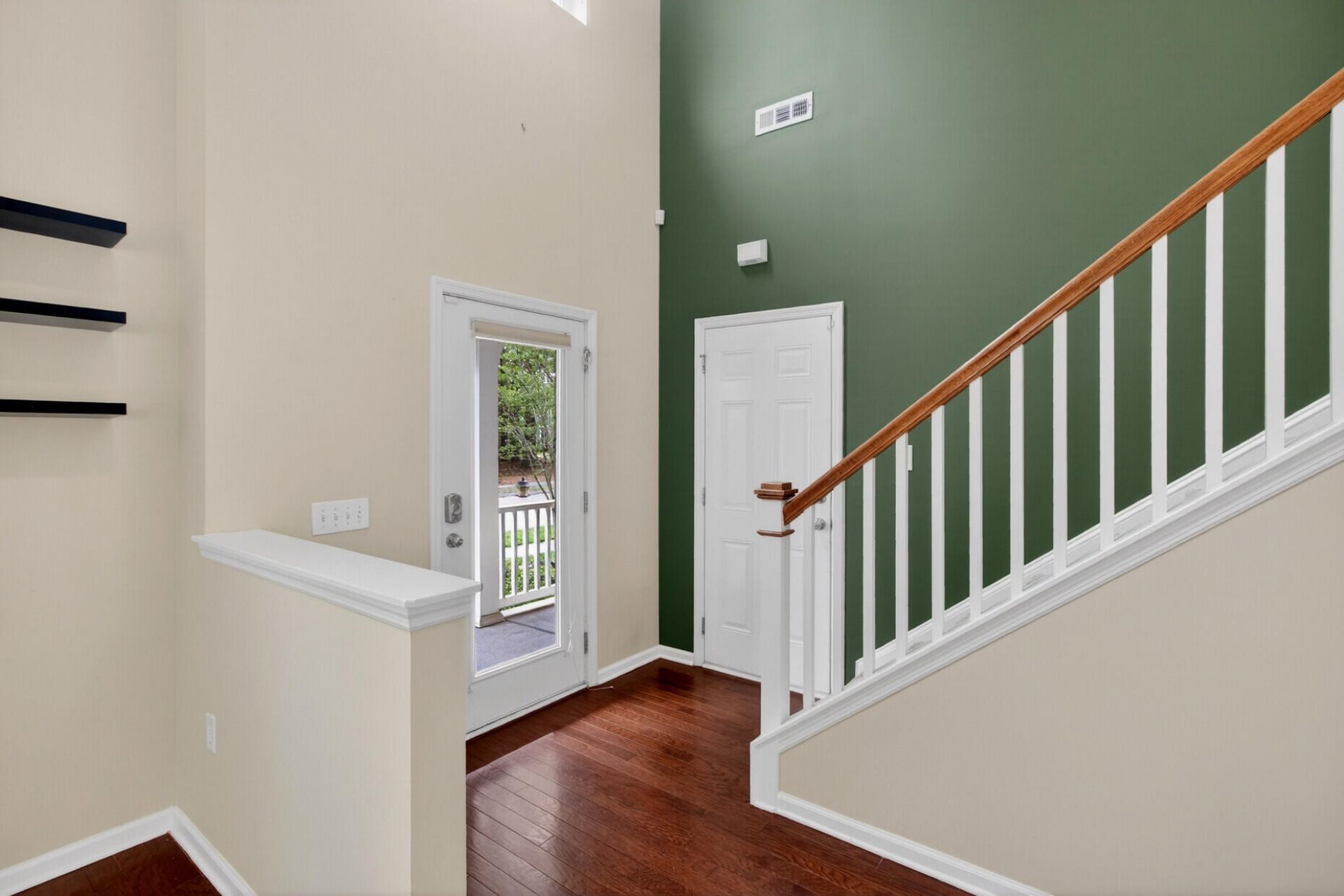 1244 Segar Street Photo 9