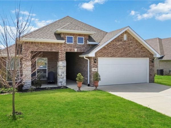 309 Fox Circle , Pea Ridge, AR 72751