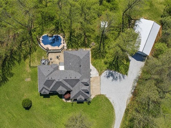 12912 Moore Lane, Gravette, AR 72736