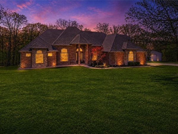 12912 Moore Lane, Gravette, AR 72736