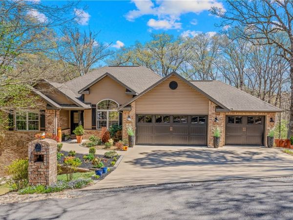 4 Lynher Lane , Bella Vista, AR 72714