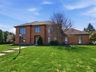 3473 Fairwood Drive, Beavercreek, OH 45432