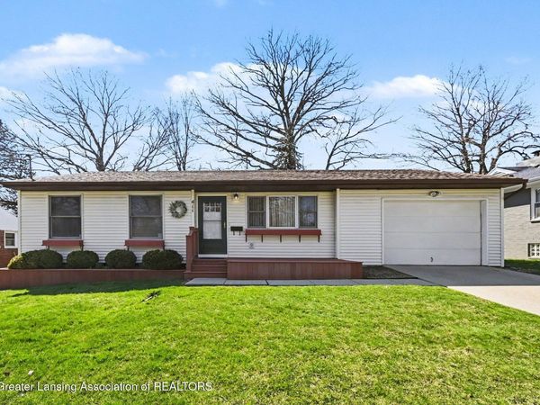 411 Midvale Avenue, Lansing, MI 48912