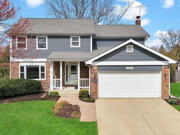 1641 Lois Ann Lane , Naperville, IL 60563