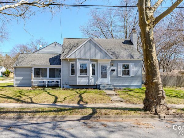 2542 Raymond Avenue SE, Grand Rapids, MI 49507