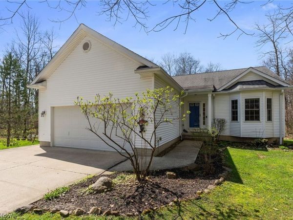 13360 Green Drive , Chesterland, OH 44026