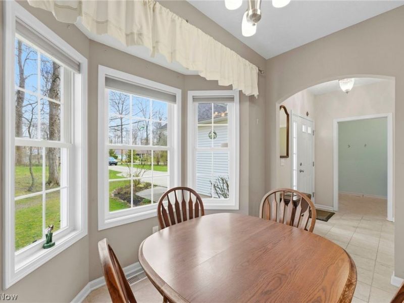 13360 Green Drive, Chesterland, OH 44026 Photo 5