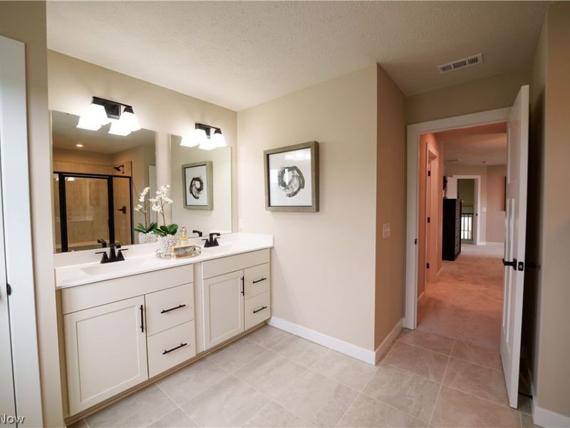 8100 Jack Ryan Drive, North Ridgeville, OH 44039 Photo 14