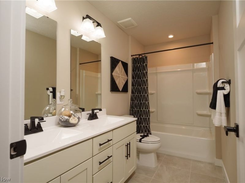 8100 Jack Ryan Drive, North Ridgeville, OH 44039 Photo 16