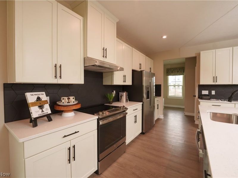 8100 Jack Ryan Drive, North Ridgeville, OH 44039 Photo 7