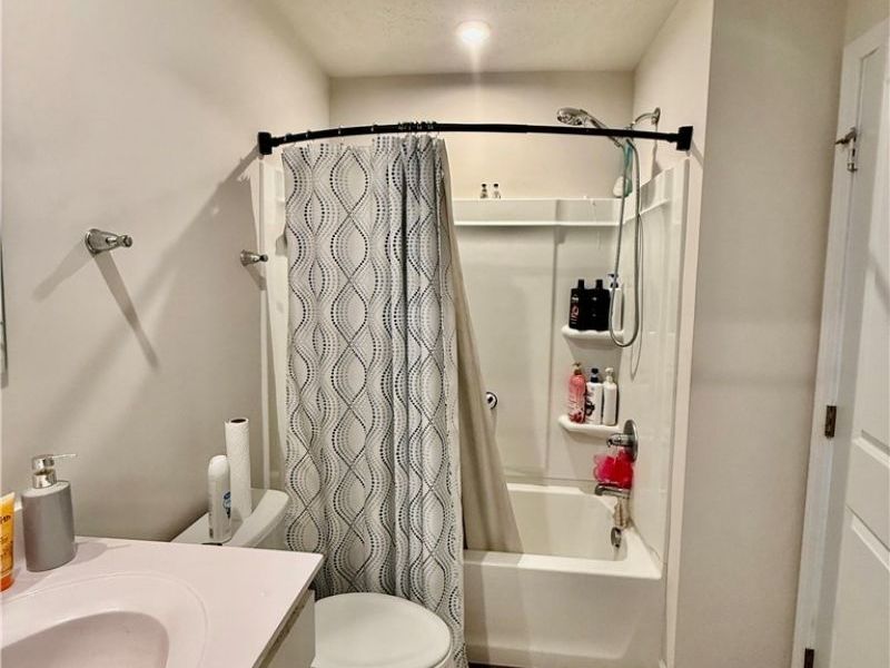 114 Slate Ridge Drive, Unit 9, Barberton, OH 44203 Photo 20