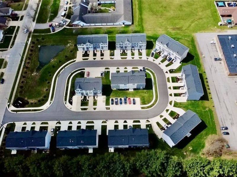 114 Slate Ridge Drive, Unit 9, Barberton, OH 44203 Photo 3