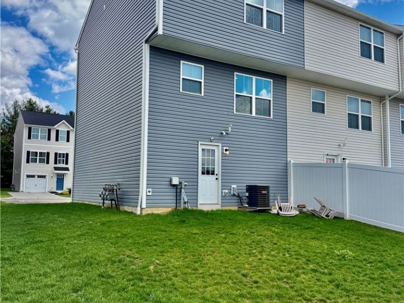 114 Slate Ridge Drive, Unit 9, Barberton, OH 44203 Photo 30