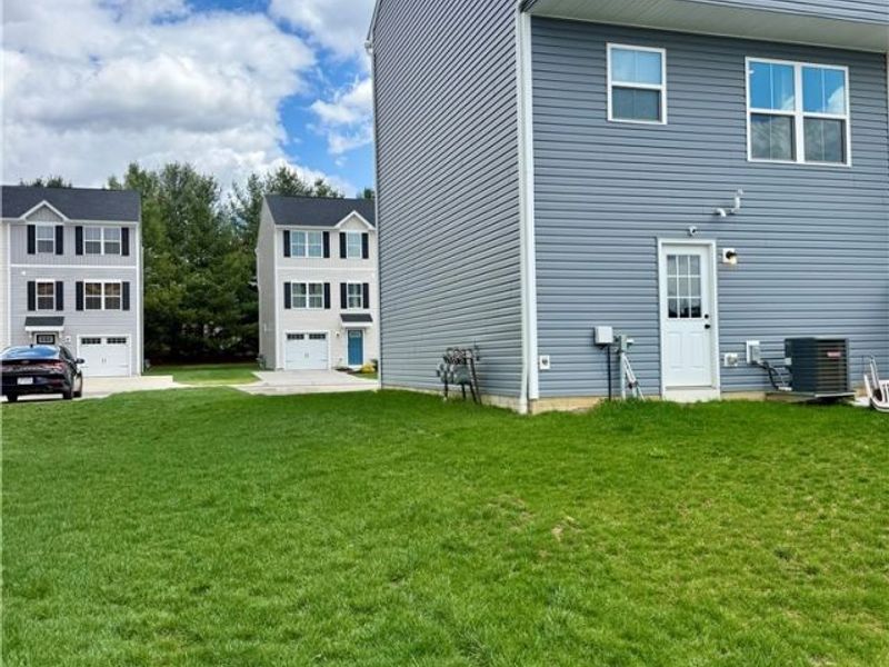 114 Slate Ridge Drive, Unit 9, Barberton, OH 44203 Photo 31