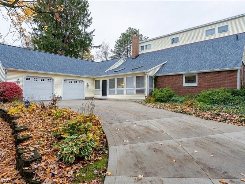 2411 55th Street NE, Canton, OH 44721 Photo 1