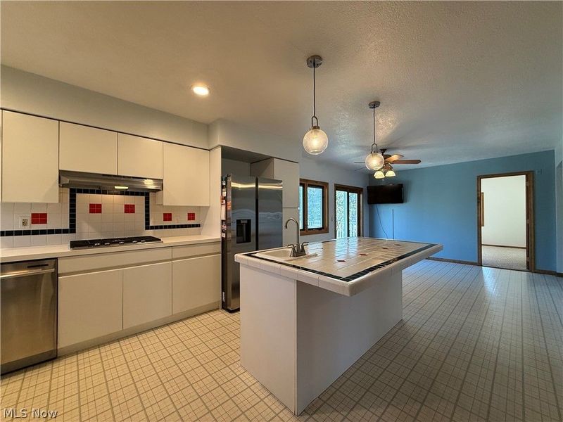 2411 55th Street NE, Canton, OH 44721 Photo 25