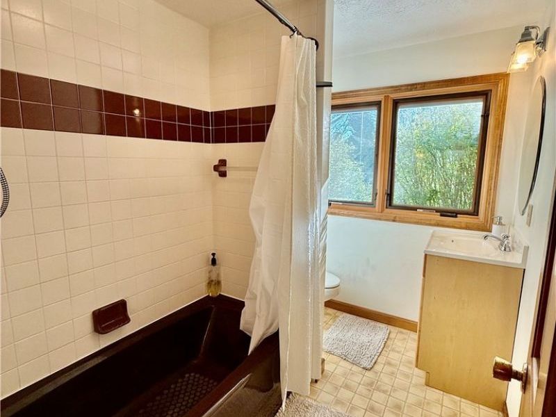 2411 55th Street NE, Canton, OH 44721 Photo 32