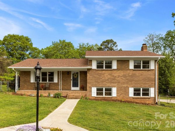 2200 Simmons Street , Gastonia, NC 28052