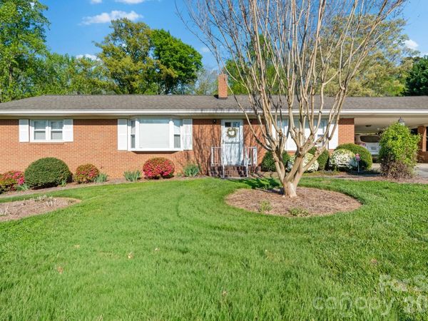 5635 June Lane, Winston Salem, NC 27127