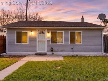 1401 University Avenue, Lincoln Park, MI 48146