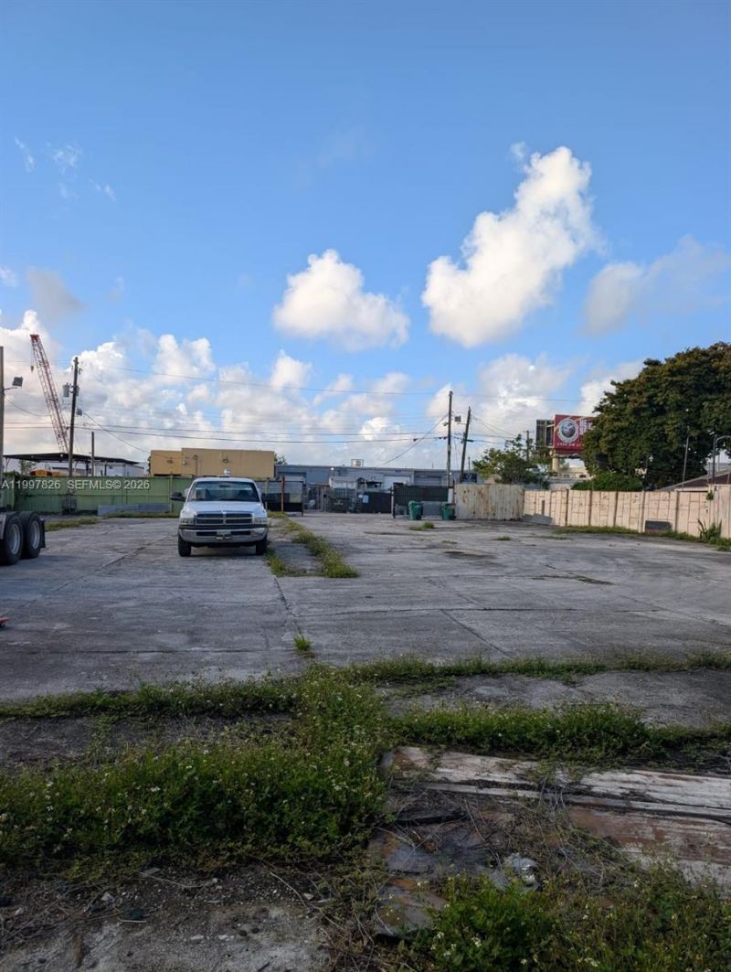 3175 NW 75th Street, Miami, FL 33147 Photo