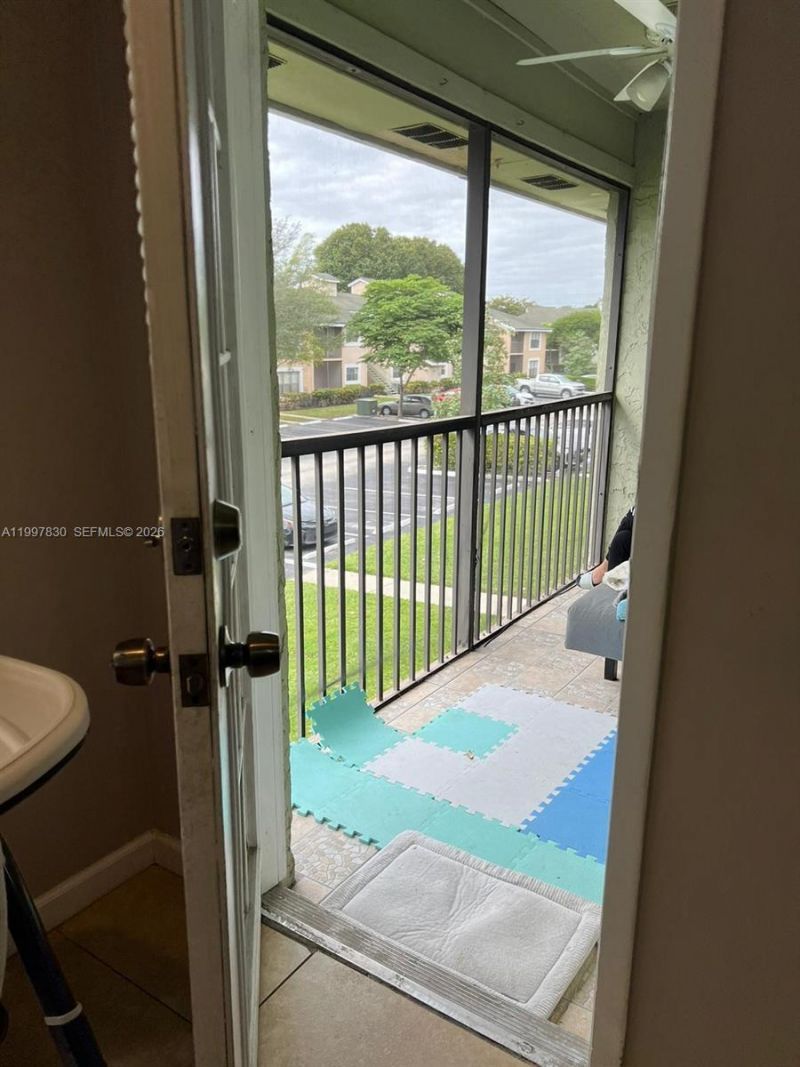 3932 NW 87th Ave , Unit 3932, Sunrise, FL 33351 Photo