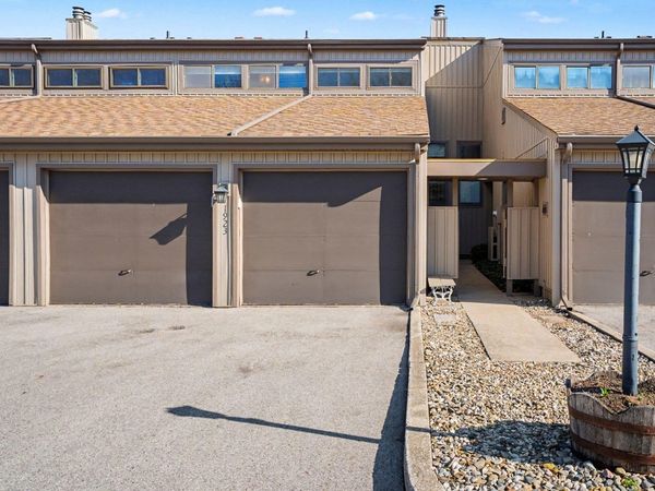 1923 Coventry Trail, Unit 5, South Bend, IN 46637