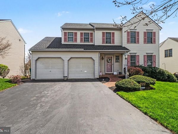 143 JACOBS CREEK DRIVE, HERSHEY, PA 17033